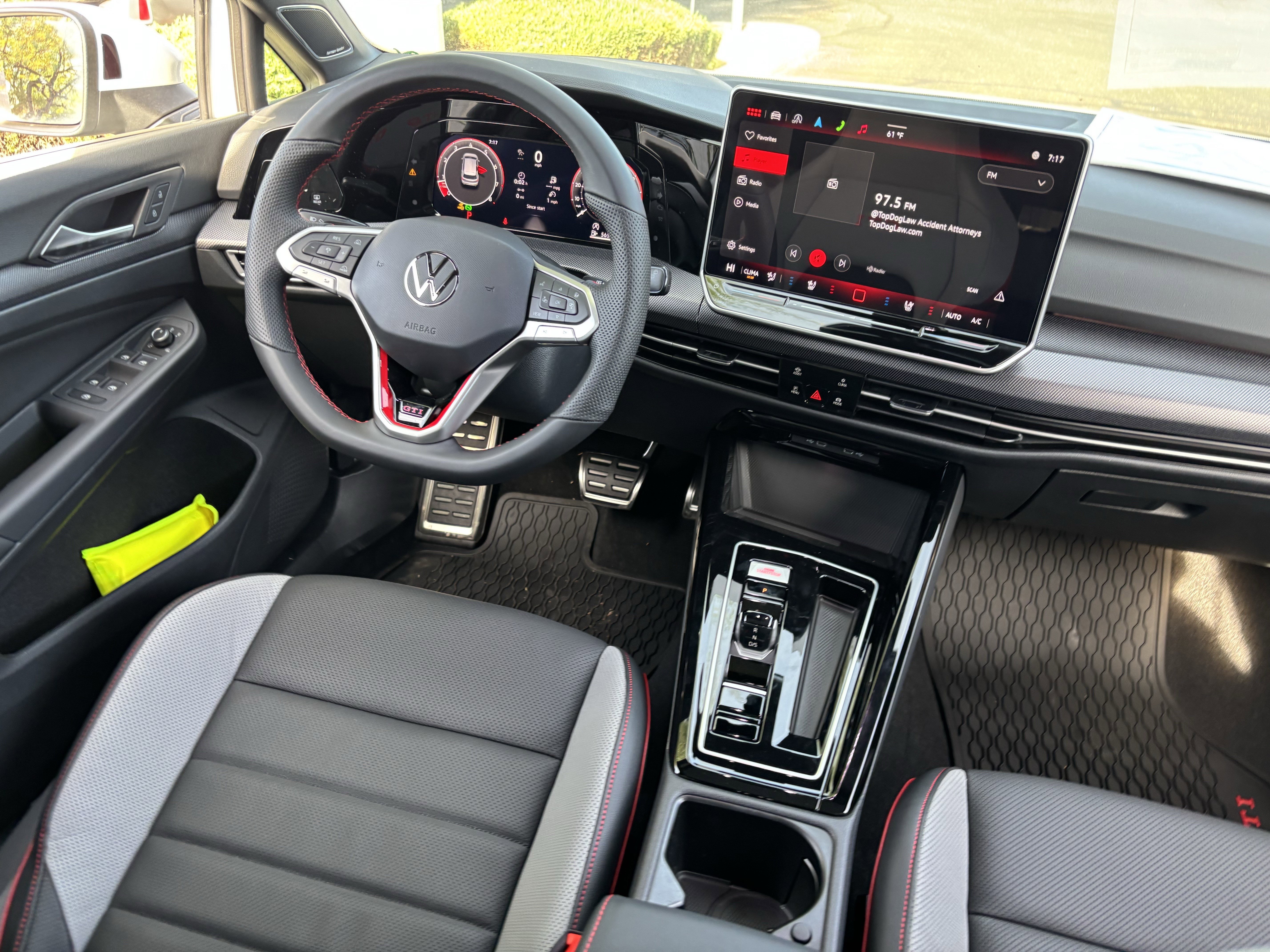 New 2026 Volkswagen GTI SE image 10