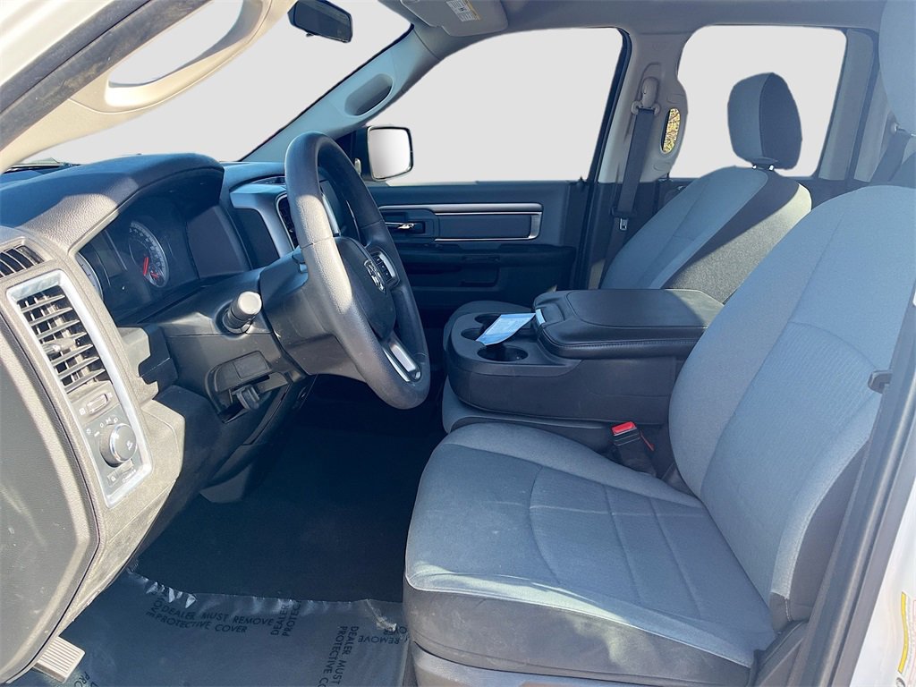 Used 2022 RAM 1500 Classic SLT image 19