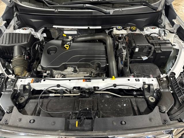 Used 2023 GMC Terrain SLT image 11