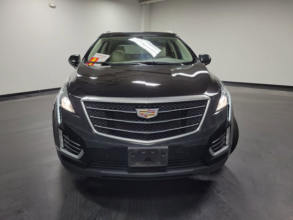 Used 2017 Cadillac XT5 Luxury image 2