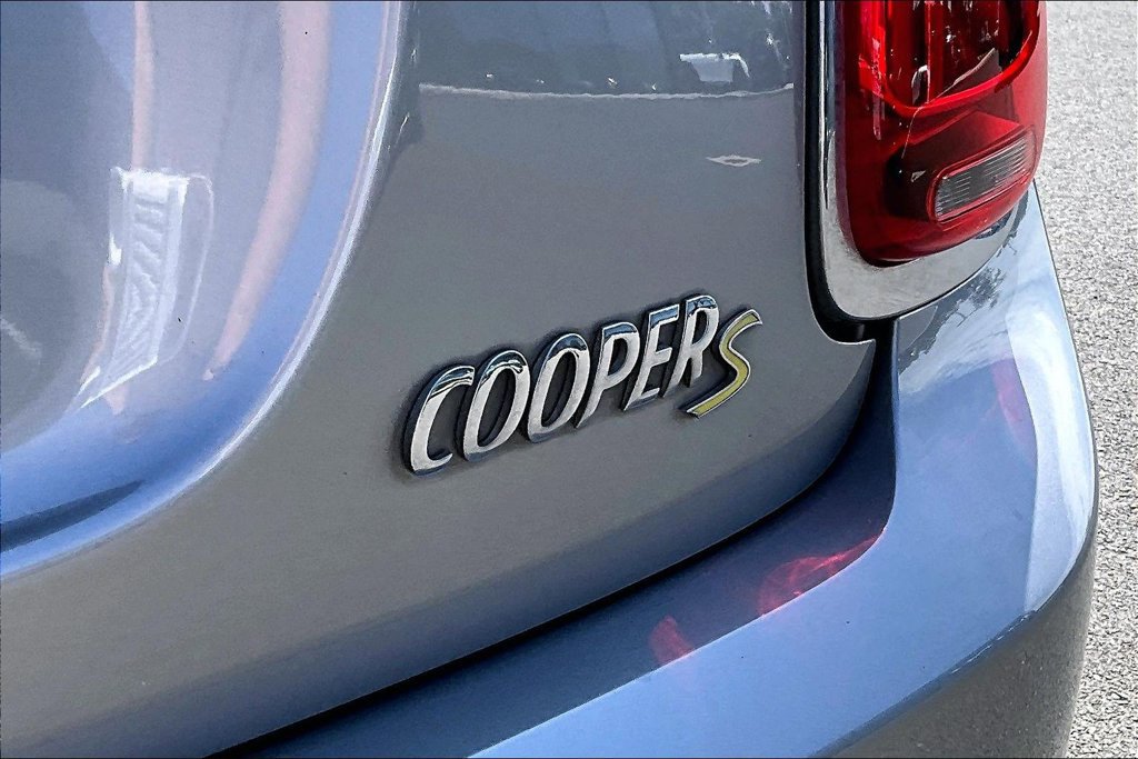 Used 2024 MINI Cooper SE FWD image 9