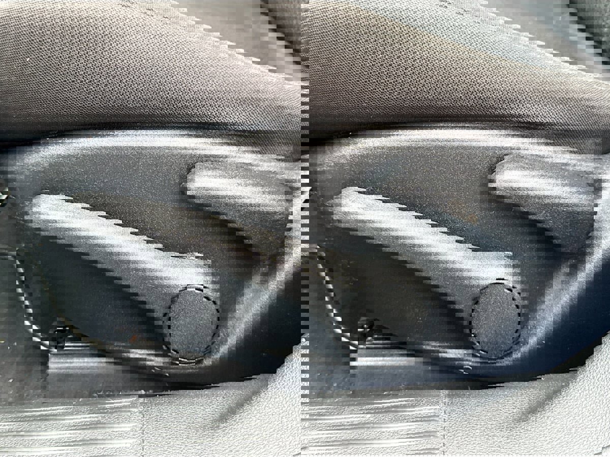 Used 2014 Dodge Dart SE w/ Convenience Group image 17