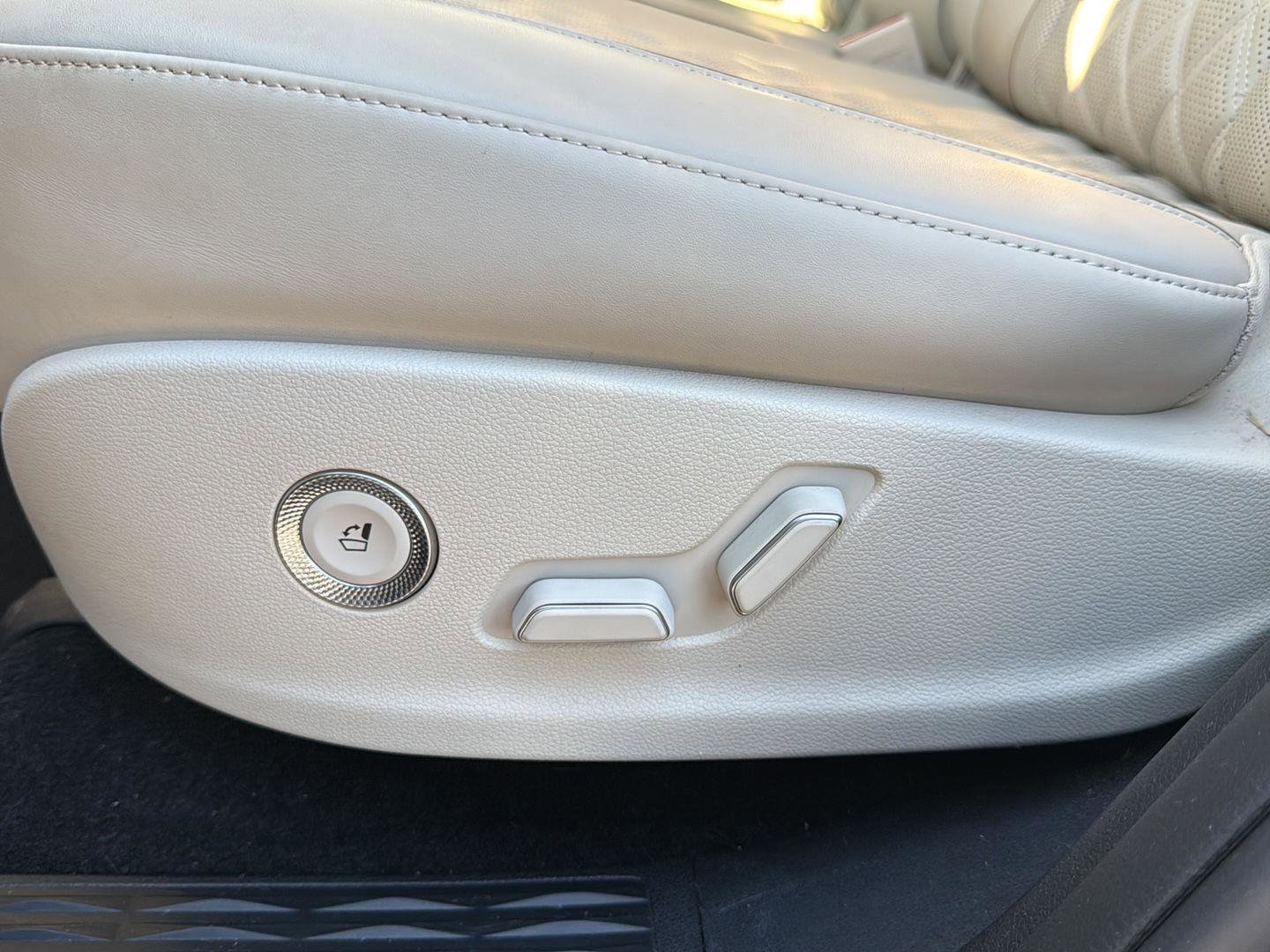 Used 2024 Genesis GV80 3.5T w/ Prestige Package image 9