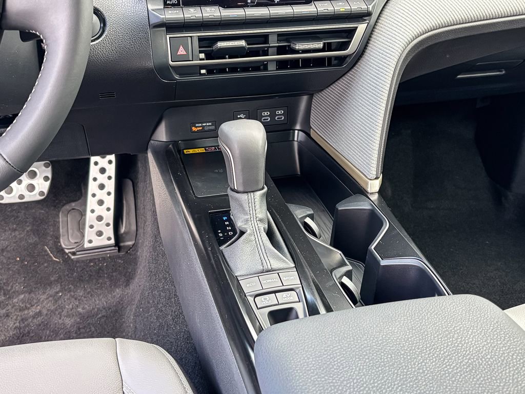 New 2026 Toyota Camry SE image 16