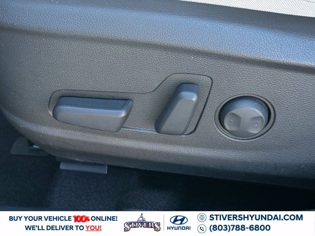 Certified 2022 Hyundai Kona Limited FWD image 31