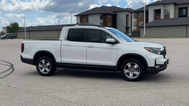 Certified 2025 Honda Ridgeline RTL image 2