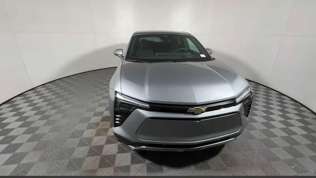 New 2026 Chevrolet Blazer EV LT image 9