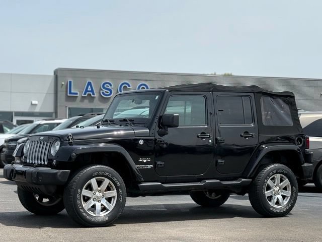 Used 2018 Jeep Wrangler Unlimited Sahara AWD/4WD image 29