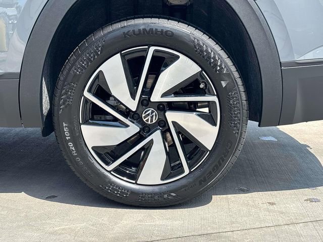 New 2026 Volkswagen Atlas SE image 6
