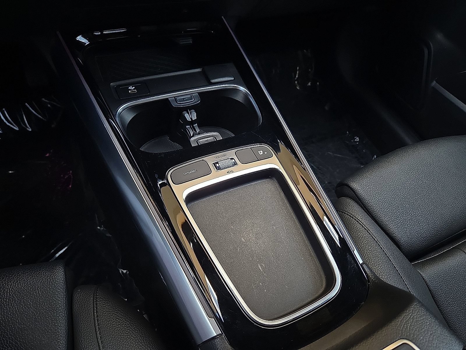 Used 2025 Mercedes-Benz GLA 250 image 30