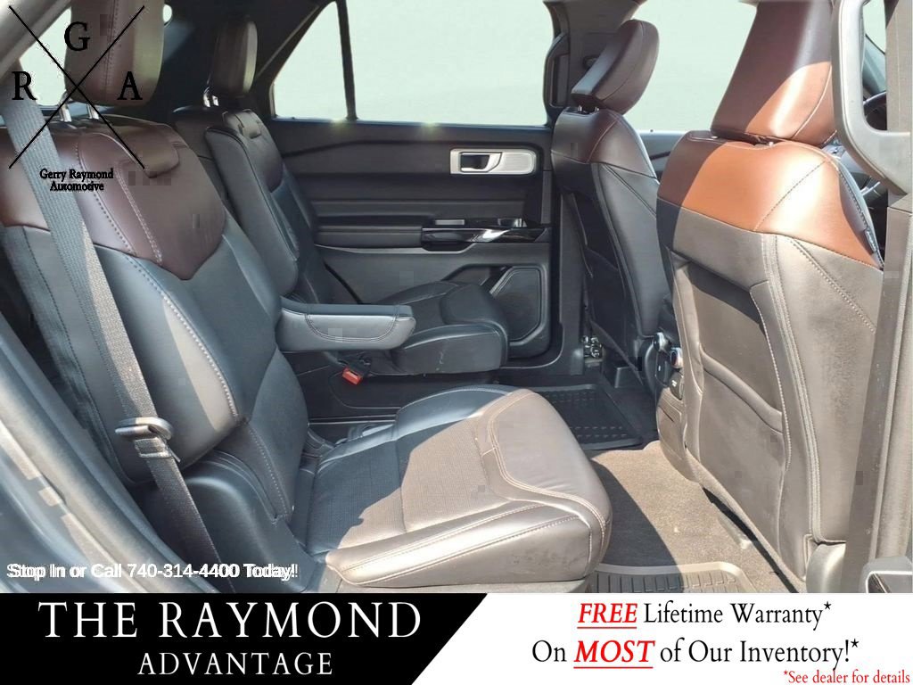 Used 2023 Ford Explorer Platinum w/ Technology Package AWD/4WD image 10