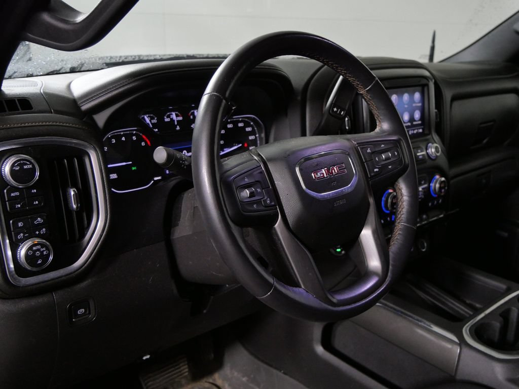 Used 2022 GMC Sierra 1500 AT4 w/ AT4 Preferred Package AWD/4WD image 12