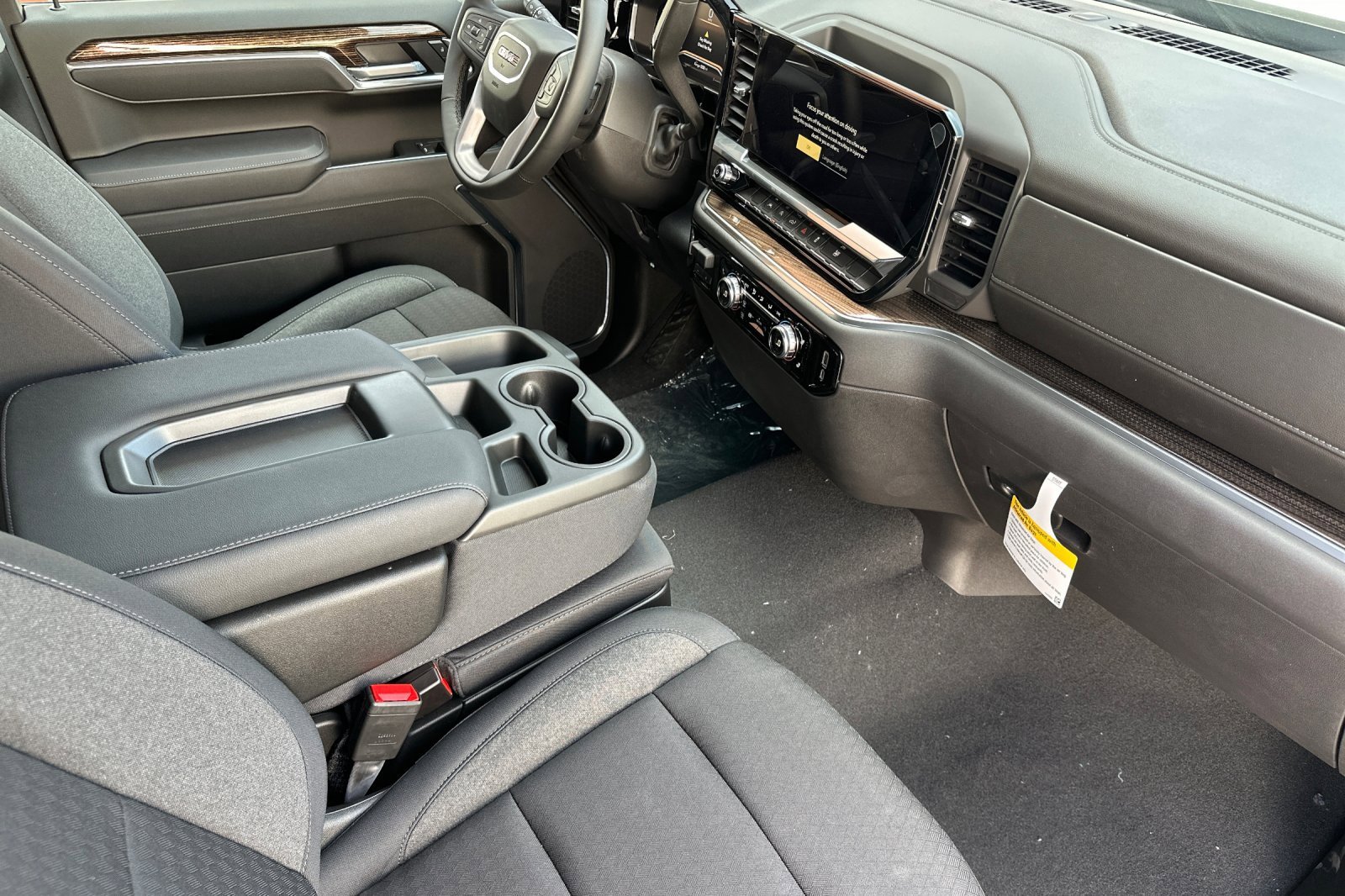 New 2025 GMC Sierra 1500 Elevation image 16