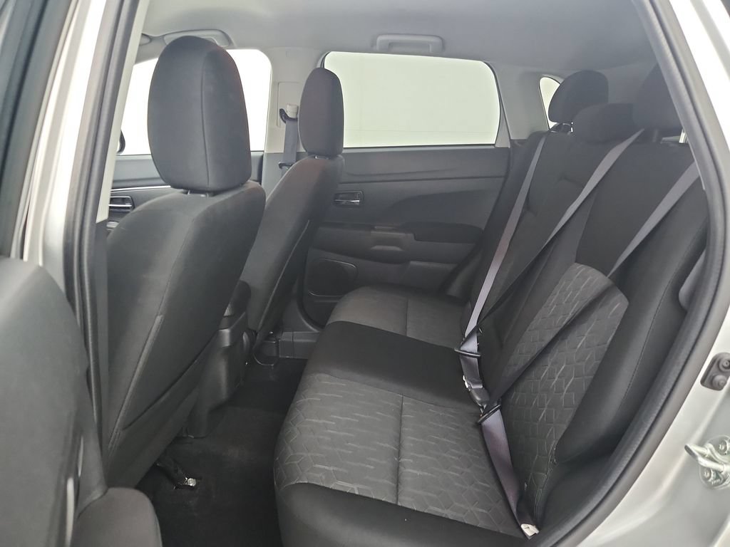 Used 2025 Mitsubishi Outlander Sport ES AWD/4WD image 16