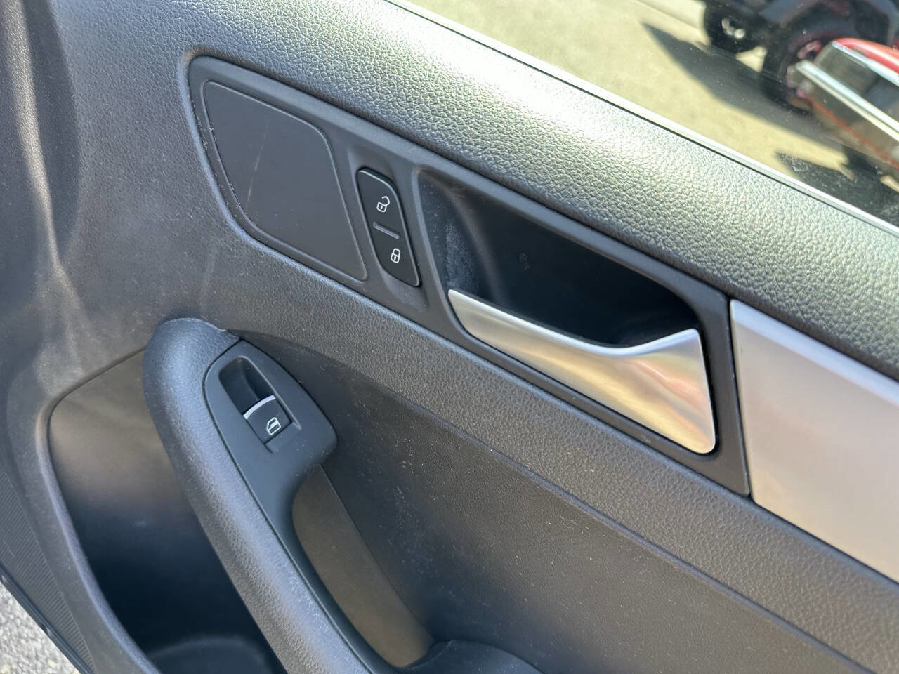 Used 2013 Volkswagen Jetta SE FWD image 20