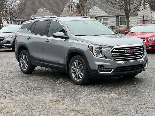 Used 2024 GMC Terrain SLT w/ LPO, Floor Liner Package image 6