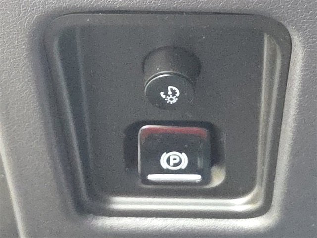 Used 2025 Chevrolet Corvette Stingray Preferred Conv w/ Z51 Performance Package image 21