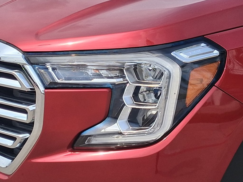 Used 2023 GMC Terrain SLT FWD image 7
