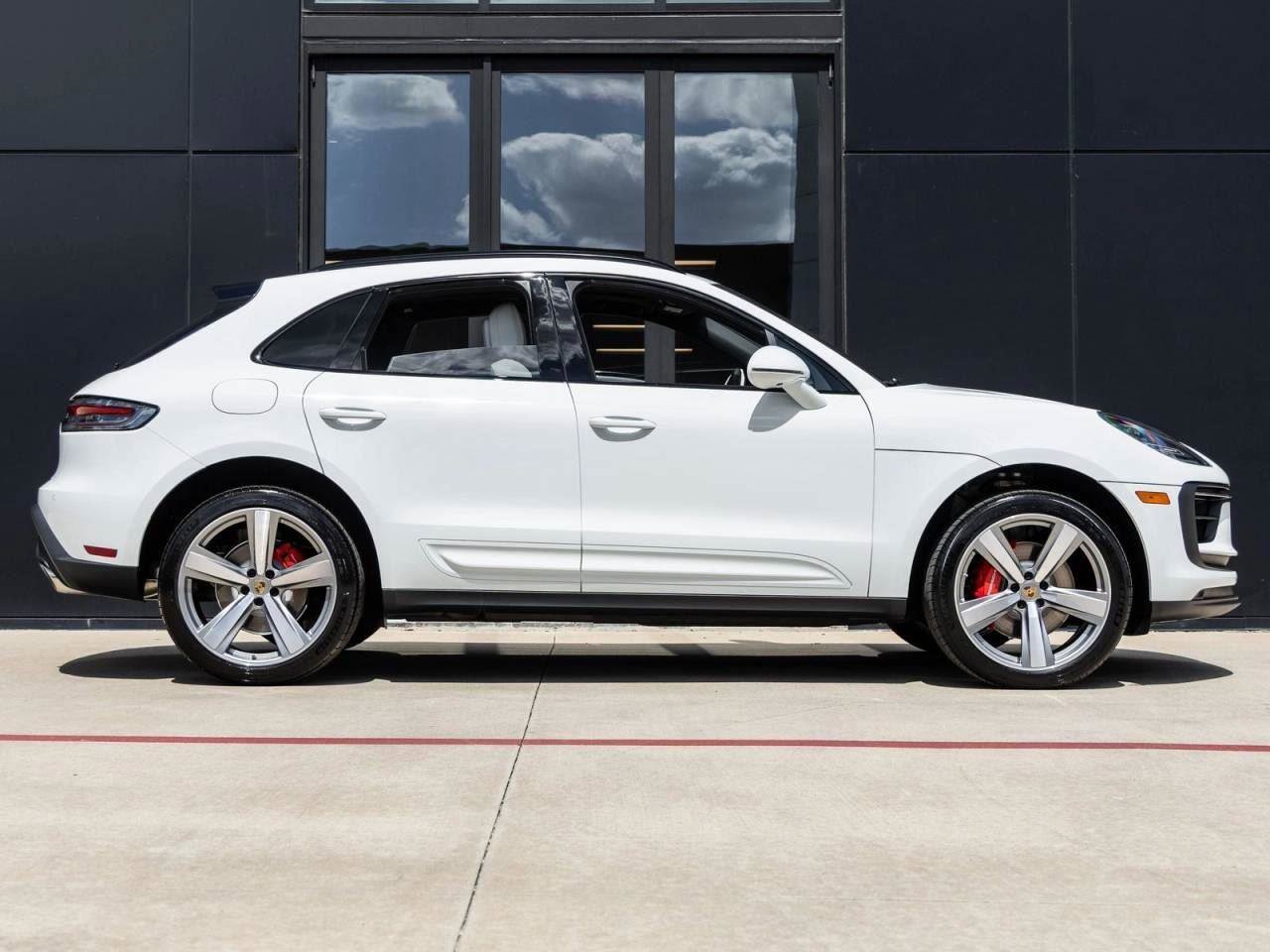 New 2026 Porsche Macan S image 60