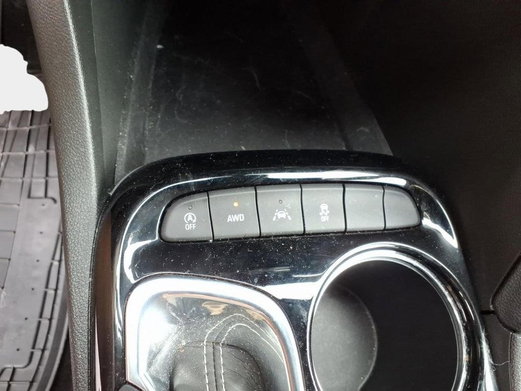 Used 2023 Buick Encore GX Select image 27