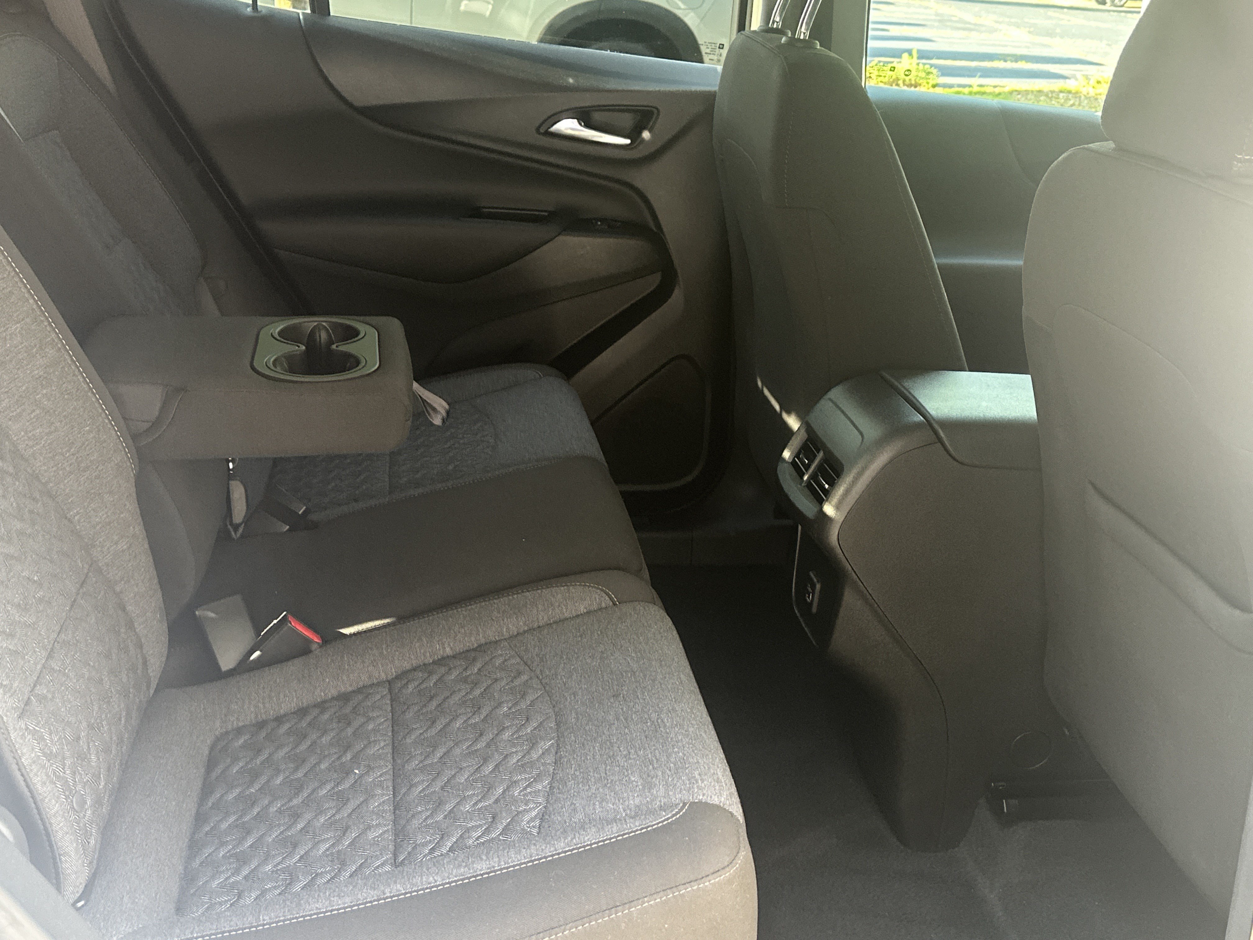 Used 2023 Chevrolet Equinox LT FWD image 15