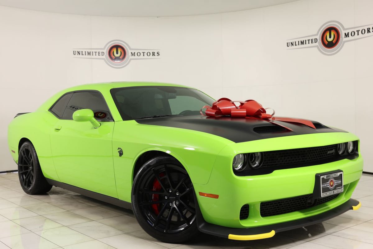 Used 2023 Dodge Challenger SRT Hellcat w/ Driver Convenience Group RWD image 1