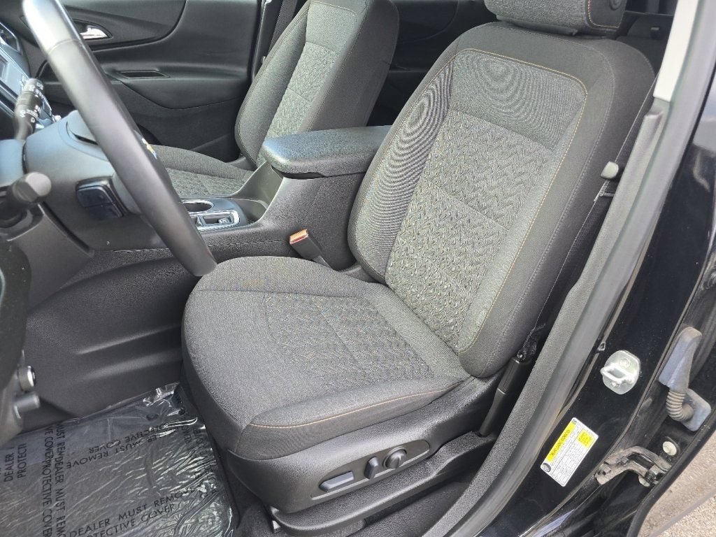 Used 2022 Chevrolet Equinox LT w/ Driver Convenience Package AWD/4WD image 26