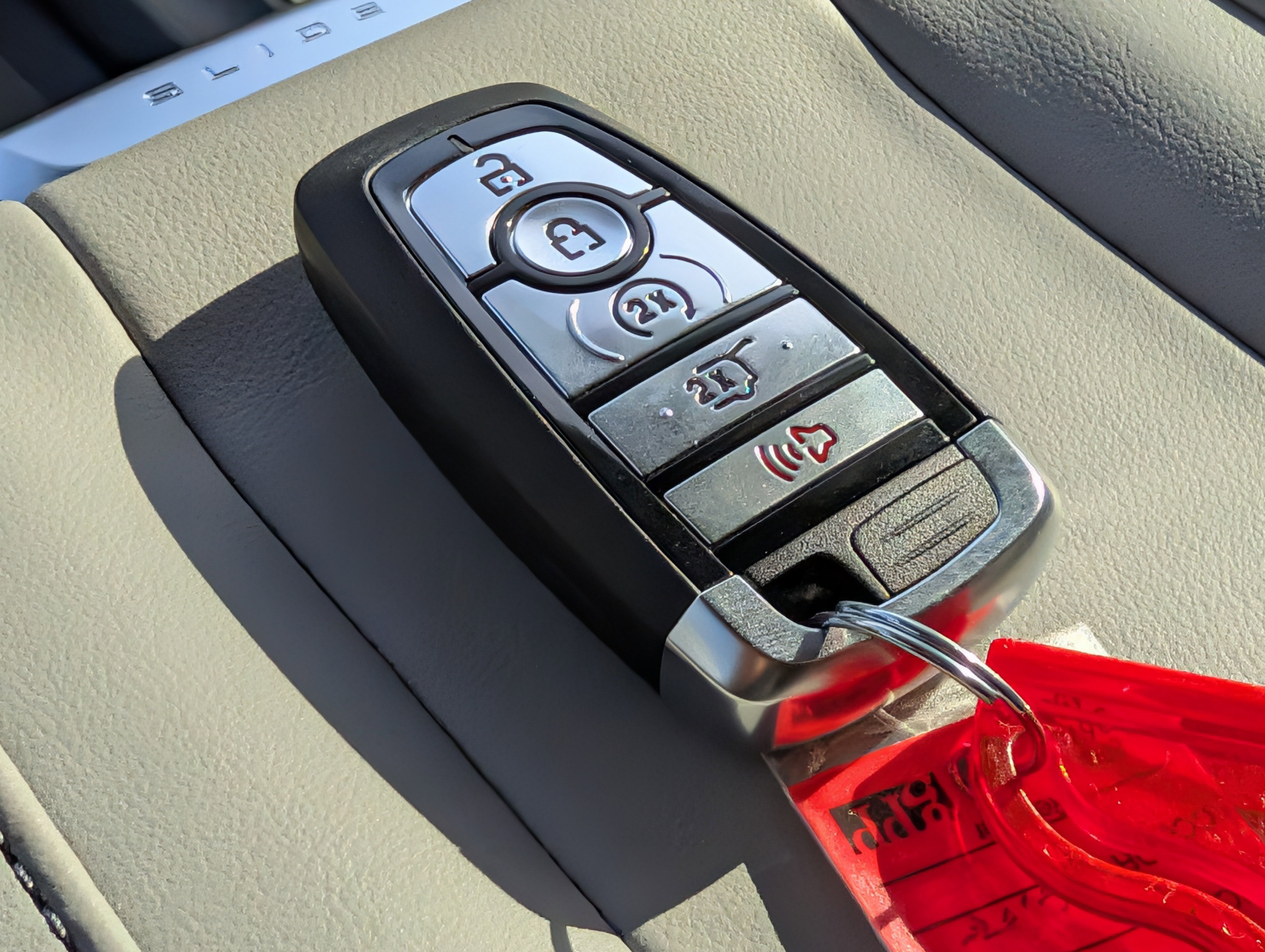 New 2026 Ford Expedition Active image 37