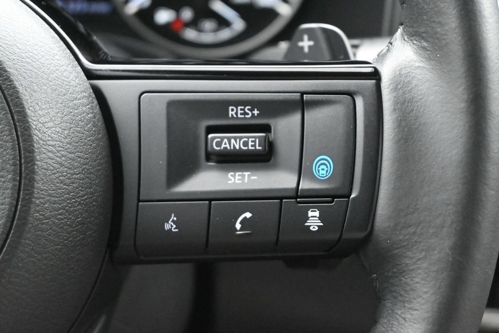 Used 2023 Nissan Rogue SL w/ SL Premium Package FWD image 8