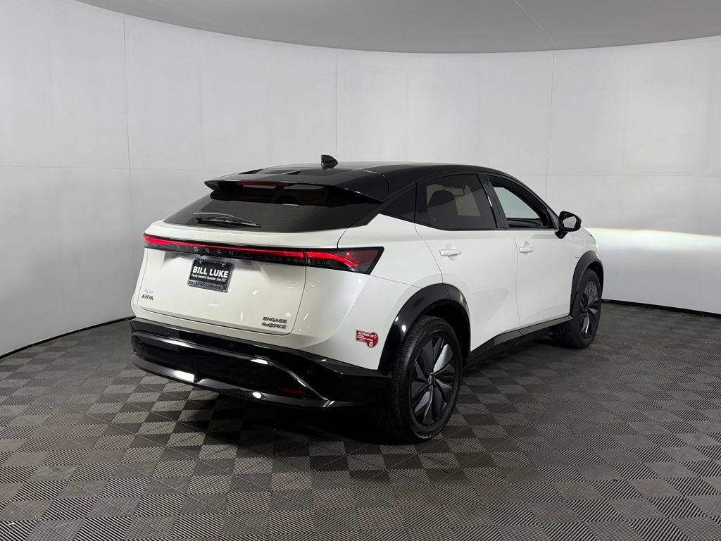 Used 2023 Nissan Ariya AWD image 8