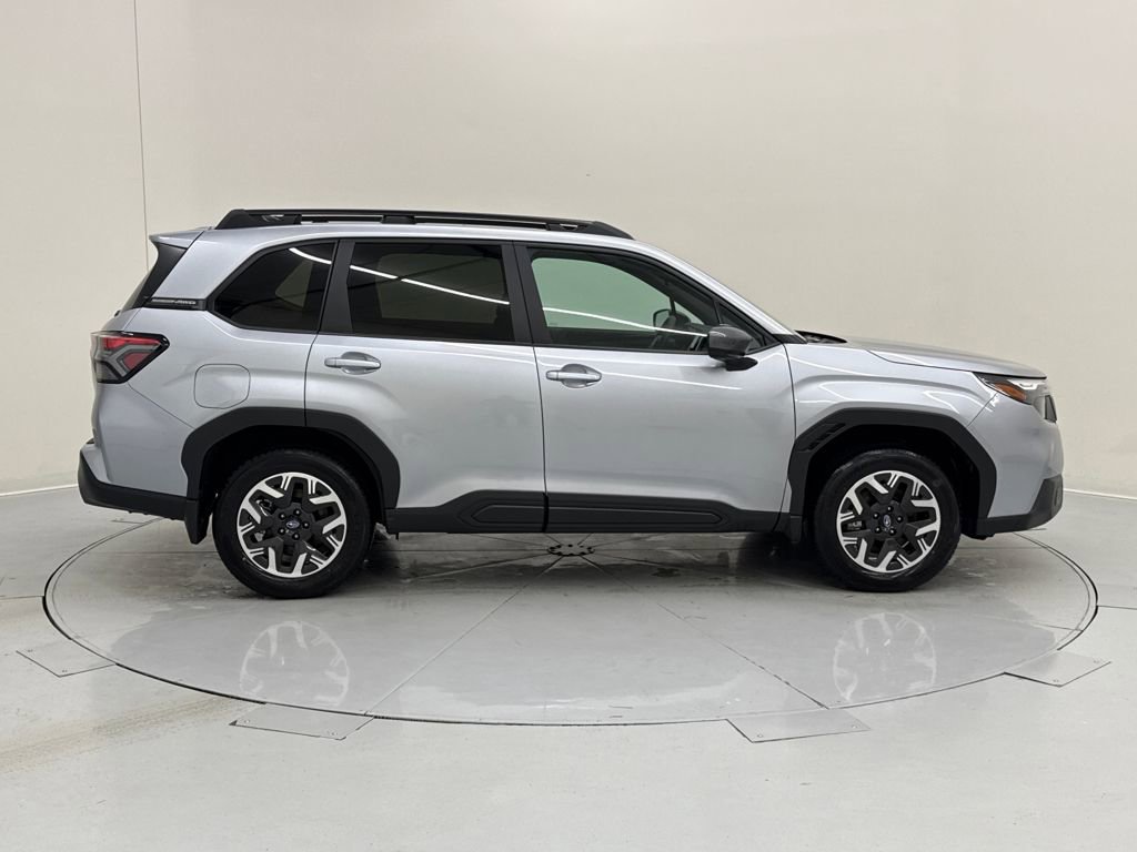 Used 2026 Subaru Forester Premium image 7