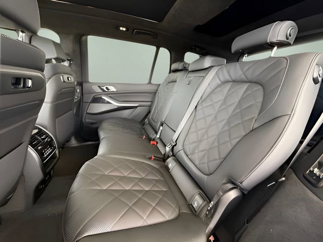 Certified 2026 BMW X7 xDrive40i w/ M Sport Package image 31