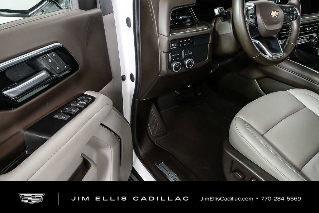 Used 2025 Chevrolet Tahoe LT AWD/4WD image 7