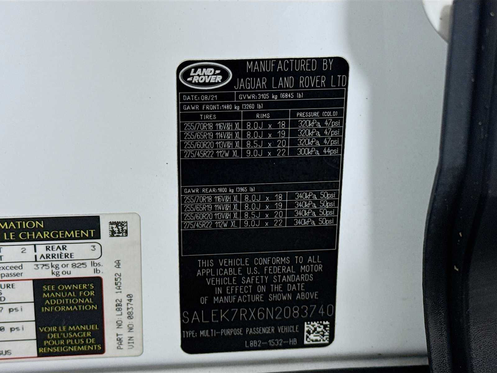 Certified 2022 Land Rover Defender 110 image 28