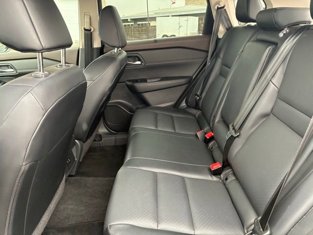 Certified 2023 Nissan Rogue SV w/ SV Premium B Package FWD image 14