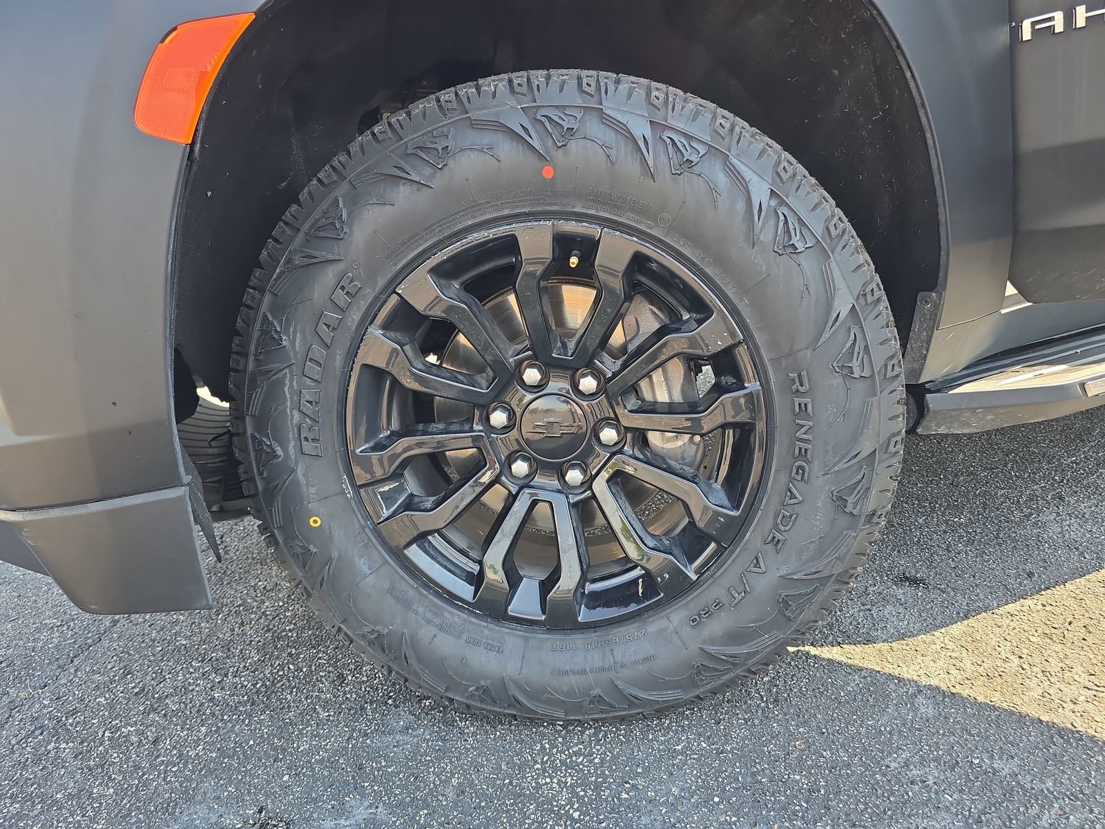 Used 2022 Chevrolet Tahoe LT w/ LT Signature Plus Package image 30