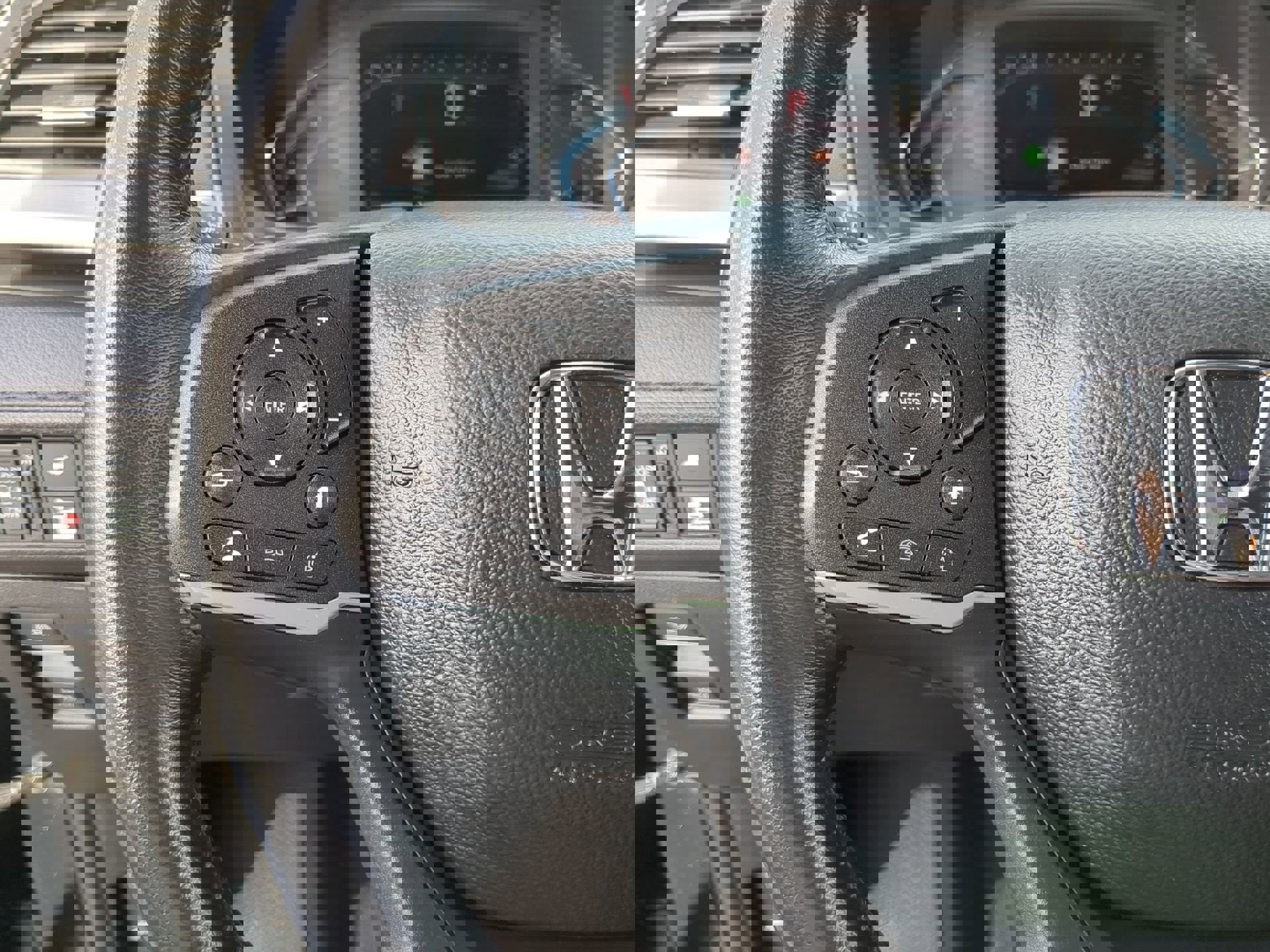 Used 2023 Honda Odyssey EX-L image 30