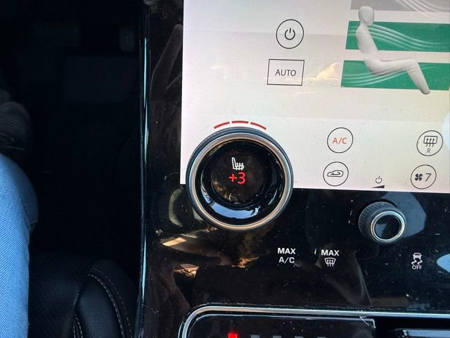 Used 2020 Land Rover Range Rover Velar S image 28