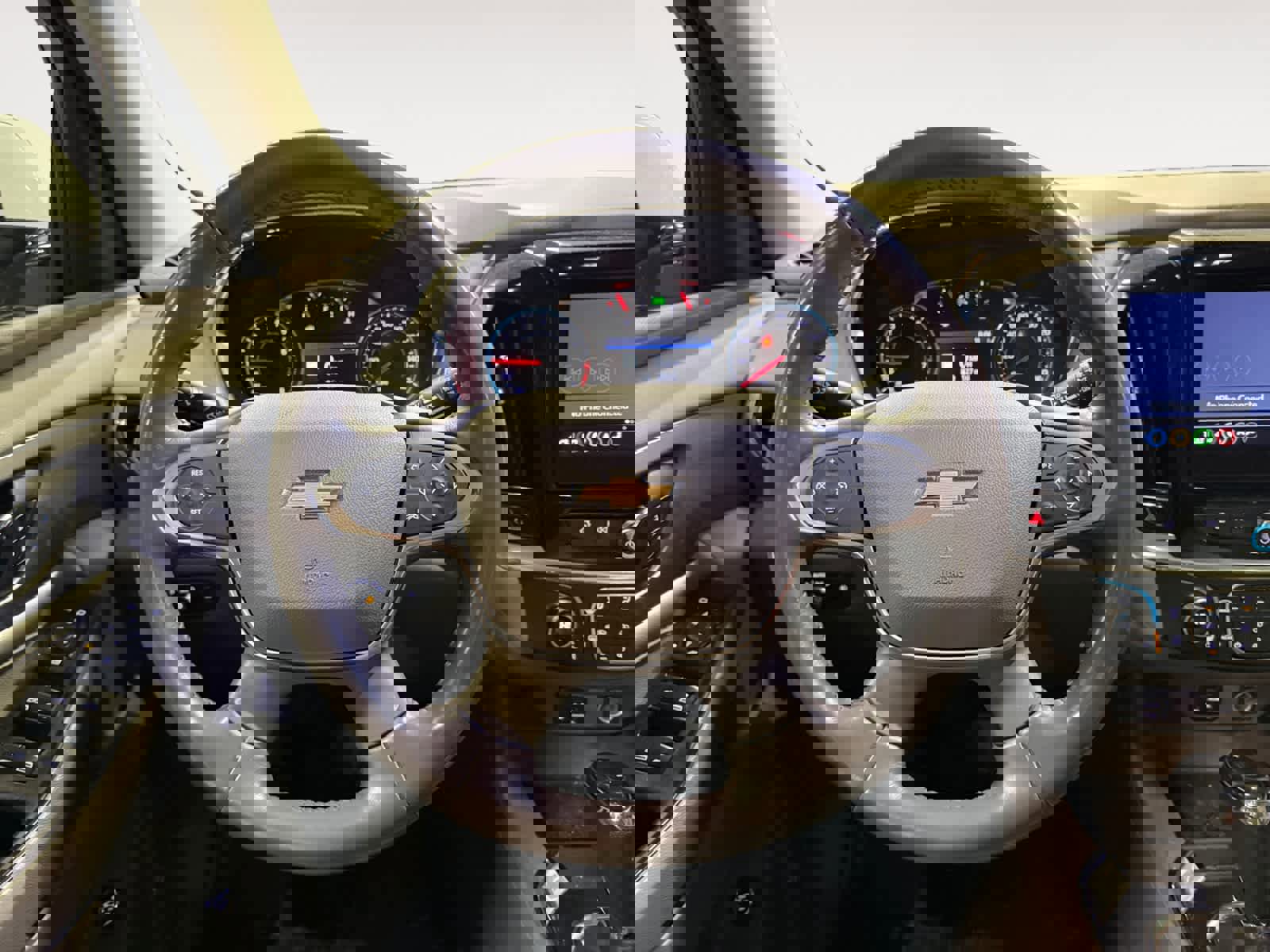 Used 2020 Chevrolet Traverse LT w/ LT Premium Package image 13