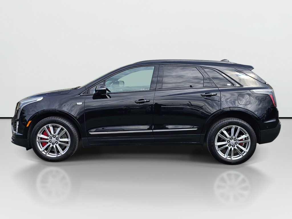 Certified 2023 Cadillac XT5 Sportv w/ Technology Package AWD/4WD image 3