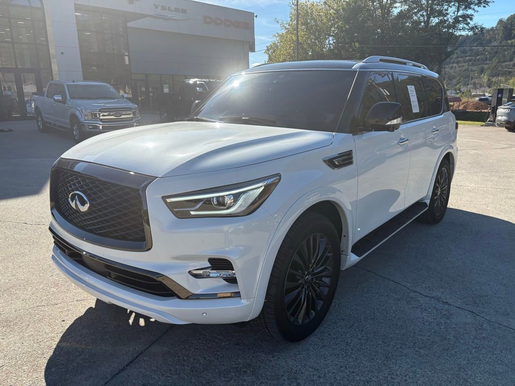 Used 2024 INFINITI QX80 Sensory