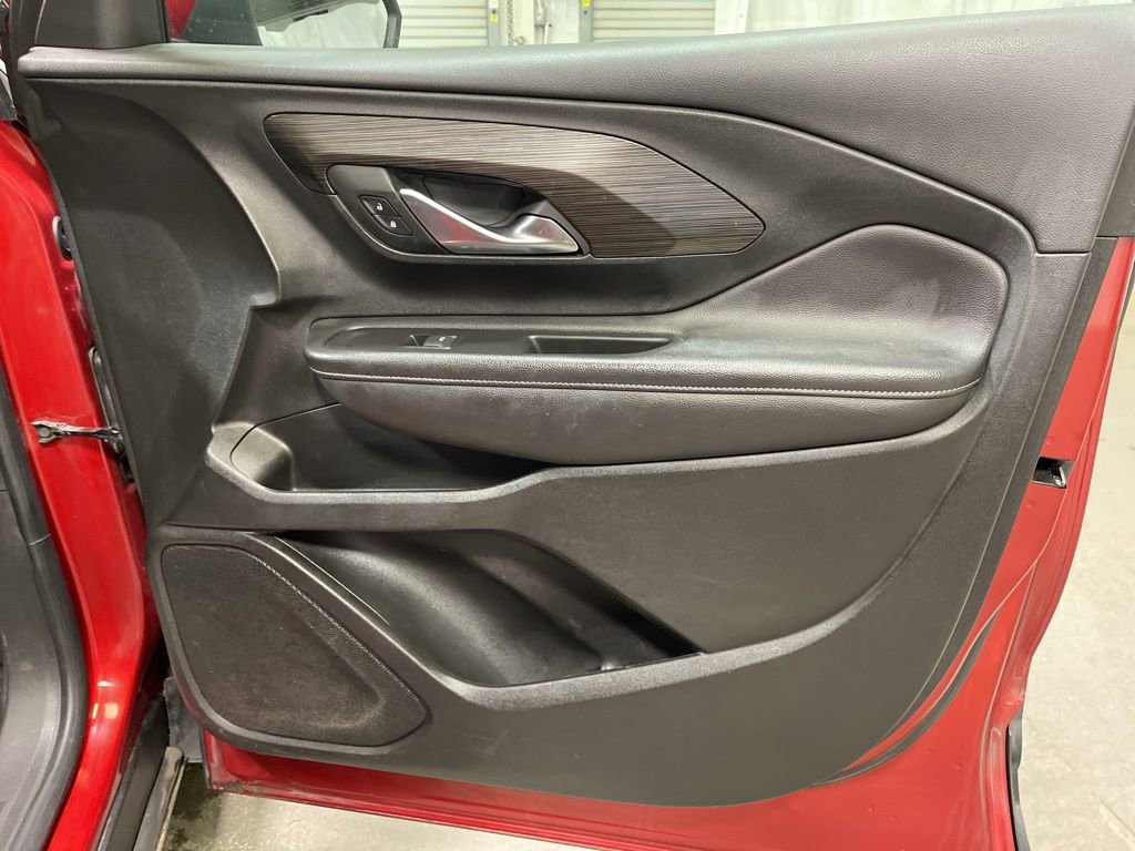 Used 2022 GMC Terrain SLT FWD image 12