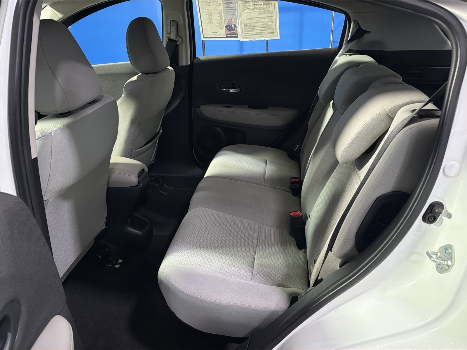 Used 2022 Honda HR-V LX image 26