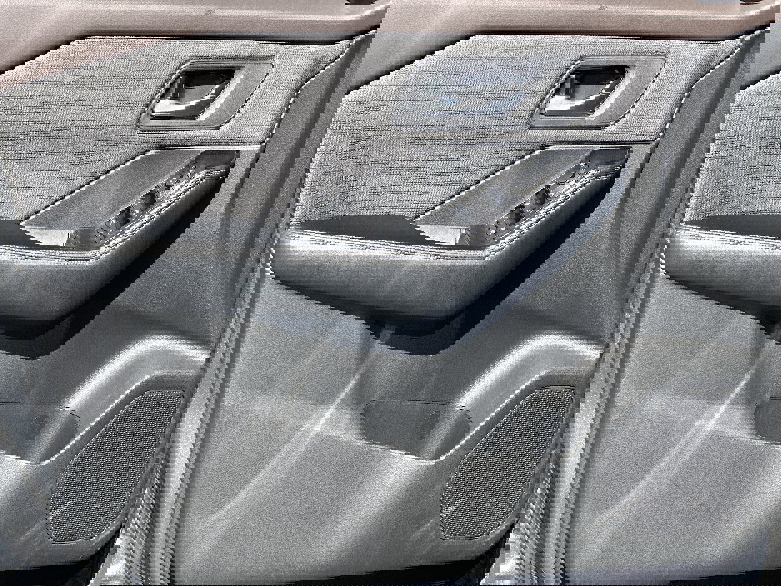 Used 2023 Nissan Rogue SV image 10