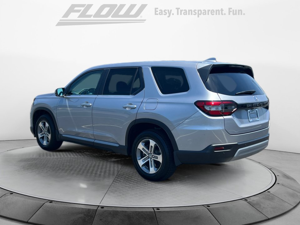 Certified 2023 Honda Pilot EX-L image 5