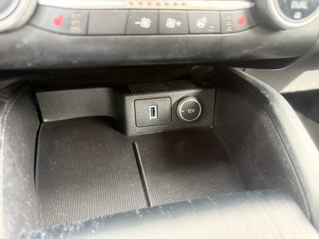 Used 2020 Ford Escape Titanium AWD/4WD image 26