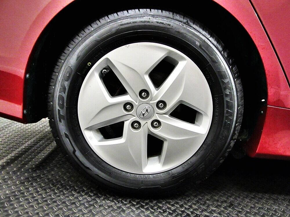 Used 2012 Hyundai Sonata Hybrid FWD image 19