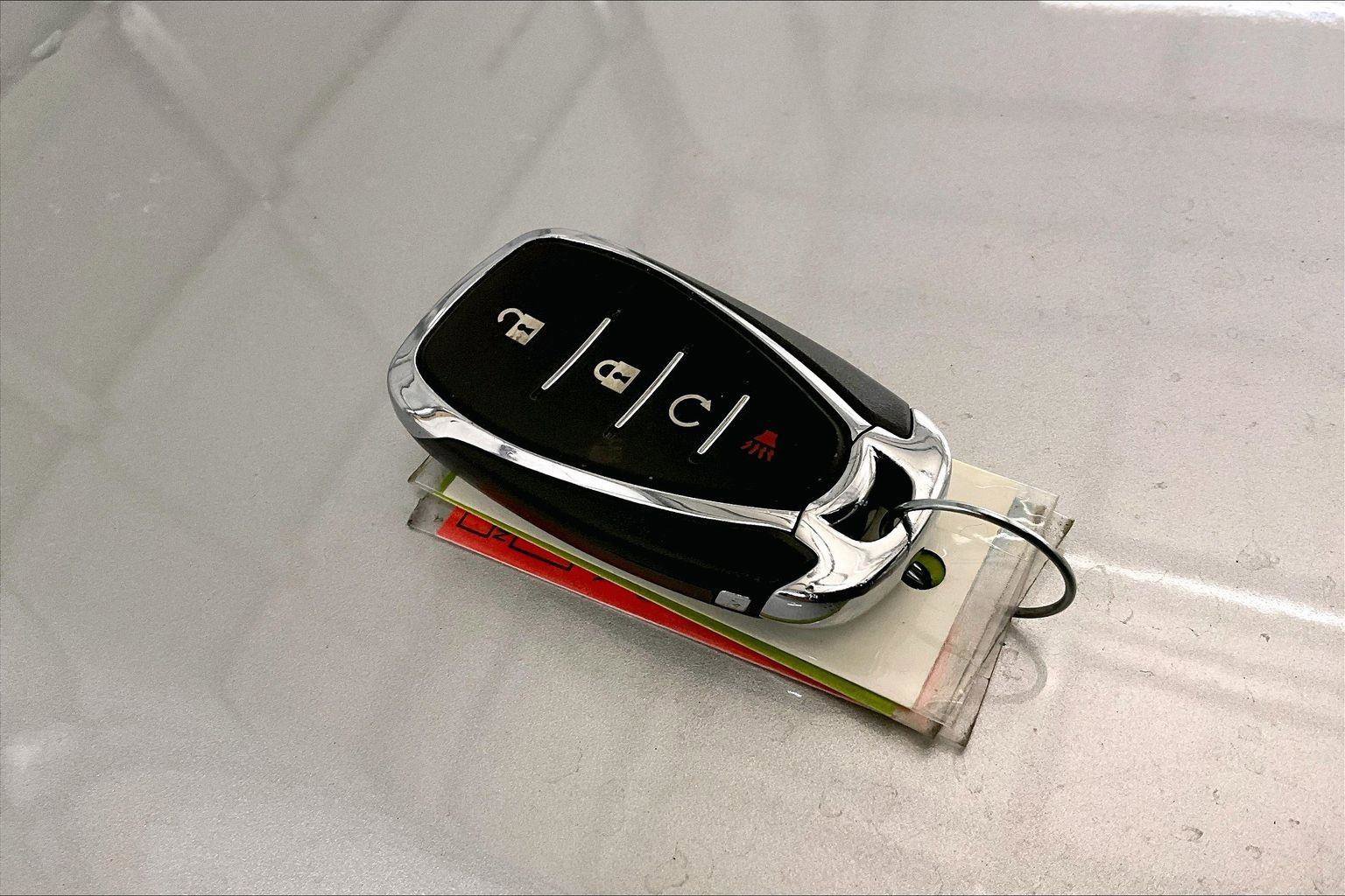 Used 2019 Chevrolet Trax LT w/ LT Convenience Package image 9