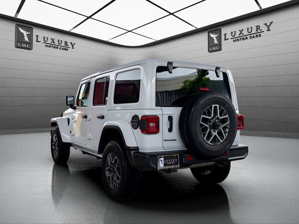 Used 2025 Jeep Wrangler Unlimited Sahara AWD/4WD image 6