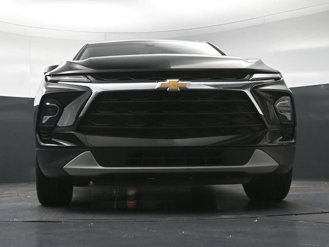 Used 2023 Chevrolet Blazer LT w/ Sound & Technology Package FWD image 35